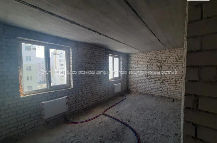 Продам квартиру, Мира ул. , 2  ком., 74 м², без внутренних работ 