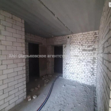 Продам квартиру, Мира ул. , 2  ком., 74 м², без внутренних работ 