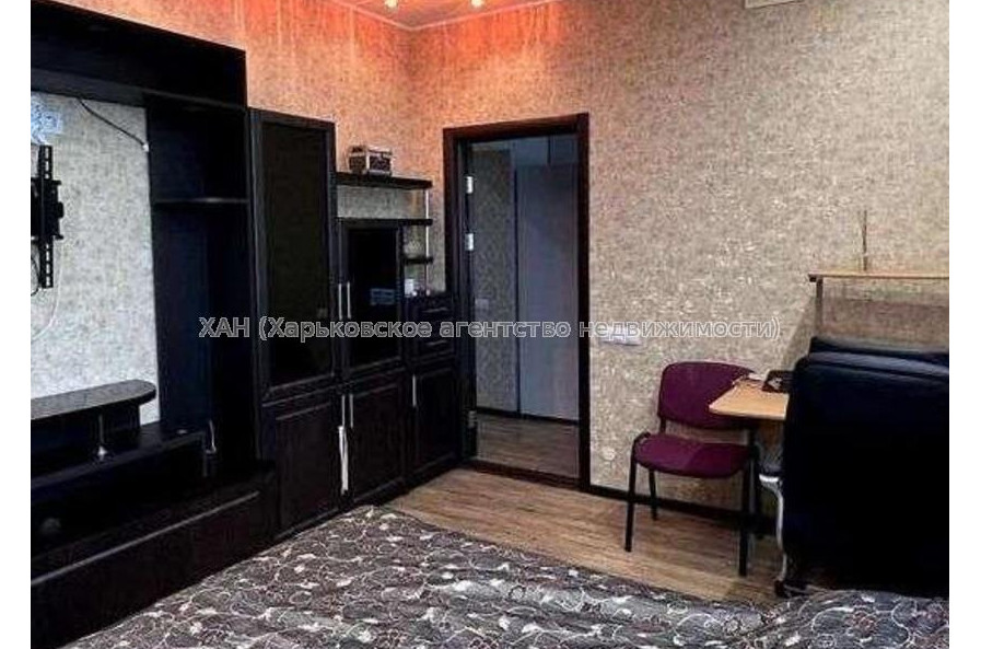Продам квартиру, Победы просп. , 1 кім., 52 м², капитальный ремонт 