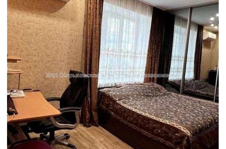 Продам квартиру, Победы просп. , 1 кім., 52 м², капитальный ремонт 