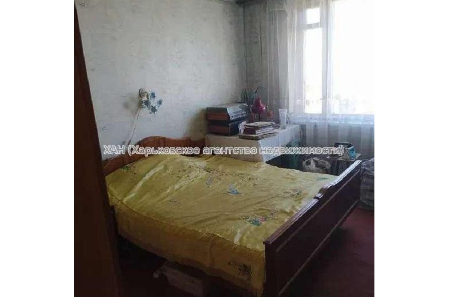 Продам квартиру, Юбилейный просп. , 3  ком., 64 м², без ремонта 