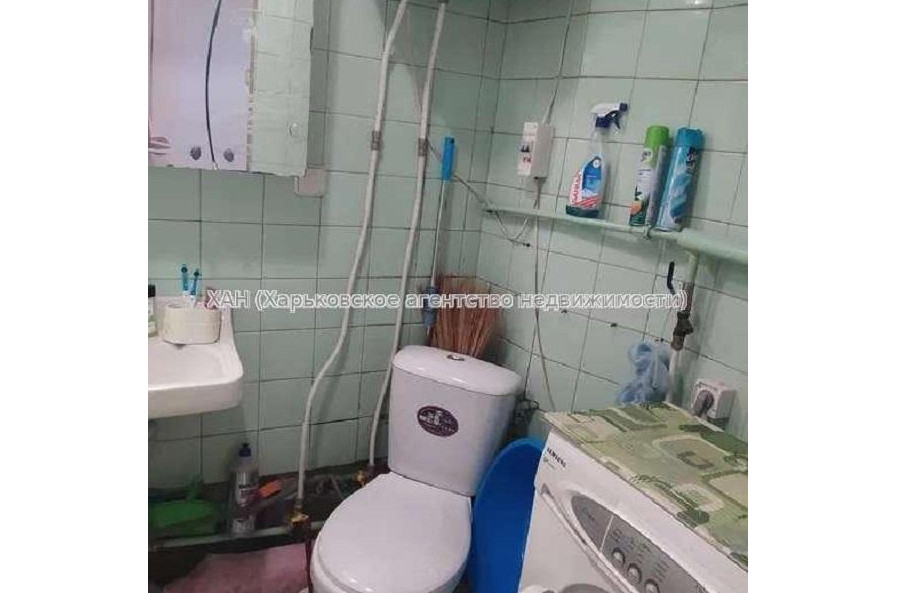 Продам квартиру, Юбилейный просп. , 3  ком., 64 м², без ремонта 