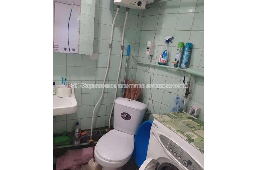 Продам квартиру, Юбилейный просп. , 3  ком., 64 м², без ремонта 