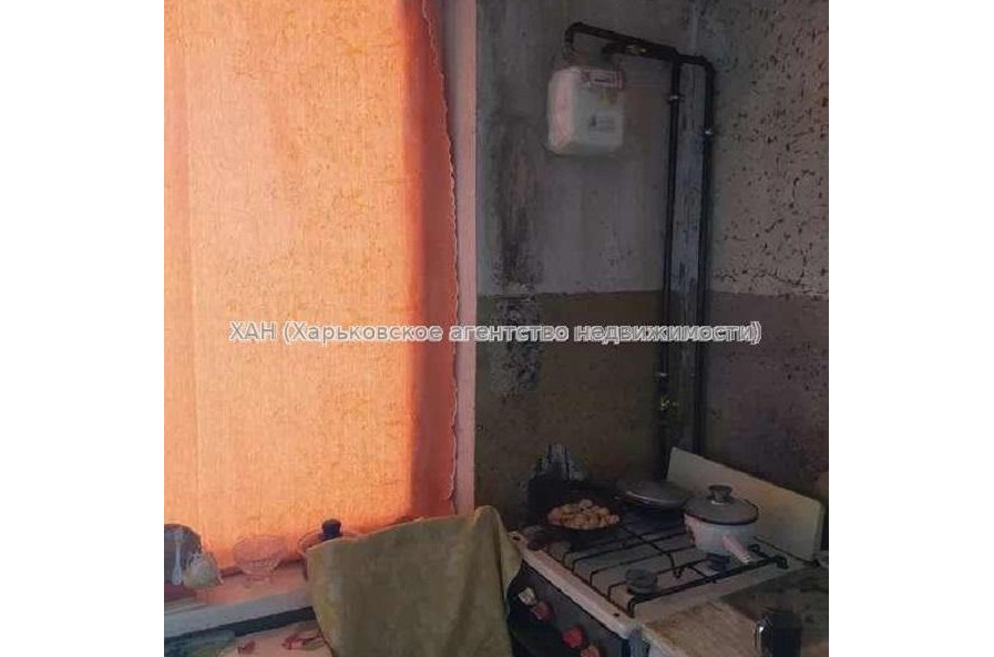 Продам квартиру, Юбилейный просп. , 3  ком., 64 м², без ремонта 