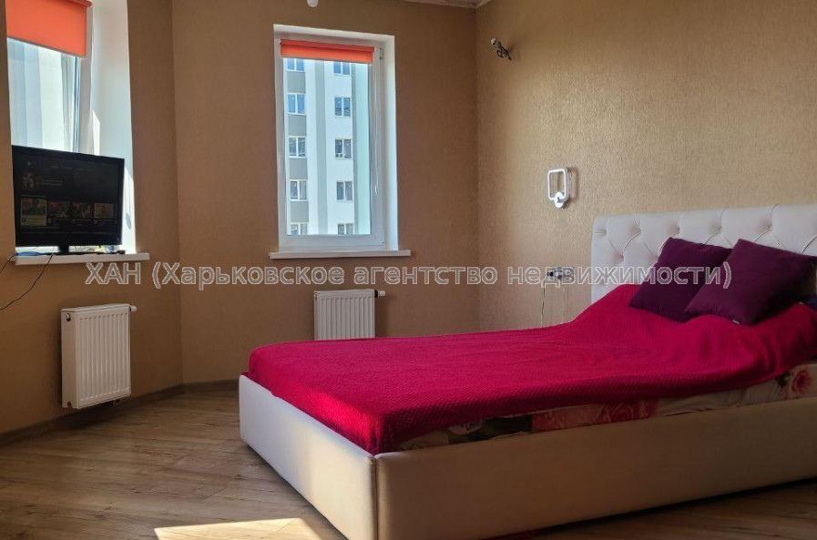 Продам квартиру, Елизаветинская ул. , 2 кім., 70 м², частичный ремонт 