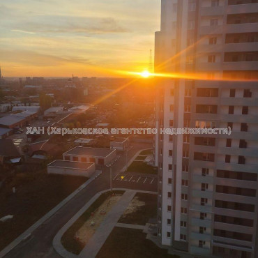 Продам квартиру, Заливная ул. , 2  ком., 70 м², частичный ремонт 