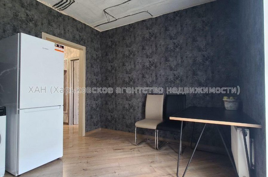 Продам квартиру, Елизаветинская ул. , 2 кім., 70 м², частичный ремонт 