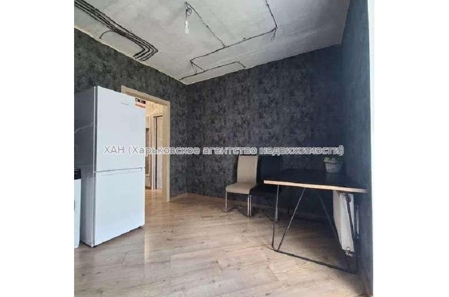 Продам квартиру, Елизаветинская ул. , 2 кім., 70 м², частичный ремонт 