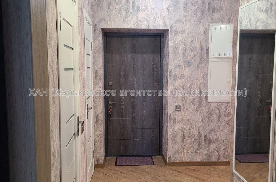 Продам квартиру, Елизаветинская ул. , 2 кім., 70 м², частичный ремонт 