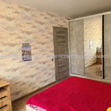 Продам квартиру, Заливная ул. , 2  ком., 70 м², частичный ремонт 