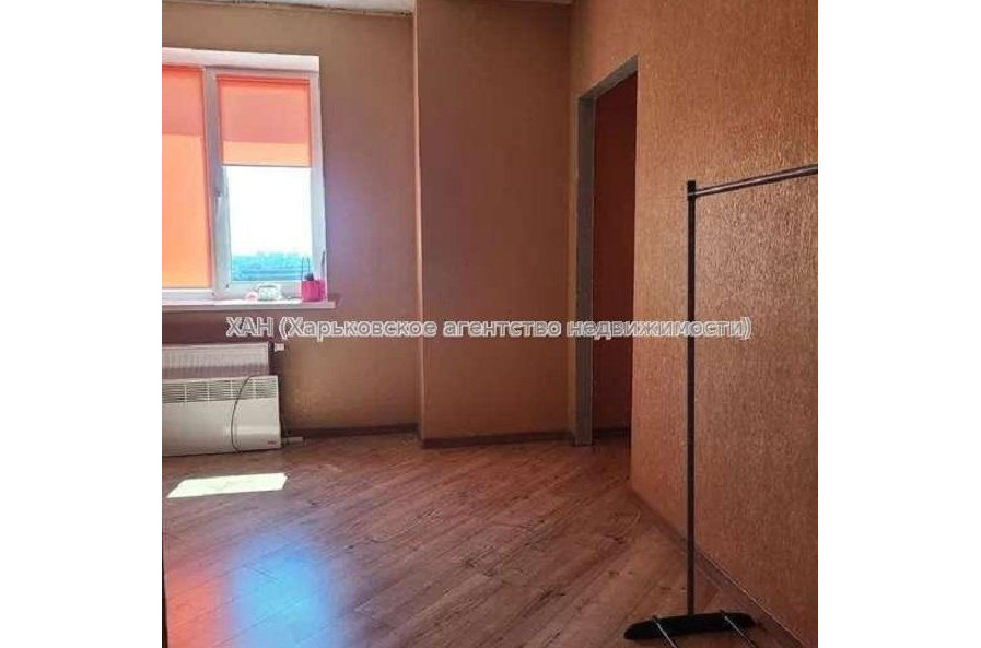 Продам квартиру, Елизаветинская ул. , 2 кім., 70 м², частичный ремонт 