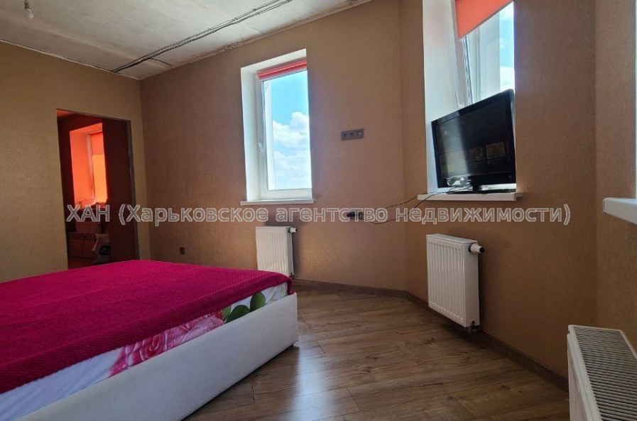 Продам квартиру, Елизаветинская ул. , 2 кім., 70 м², частичный ремонт 