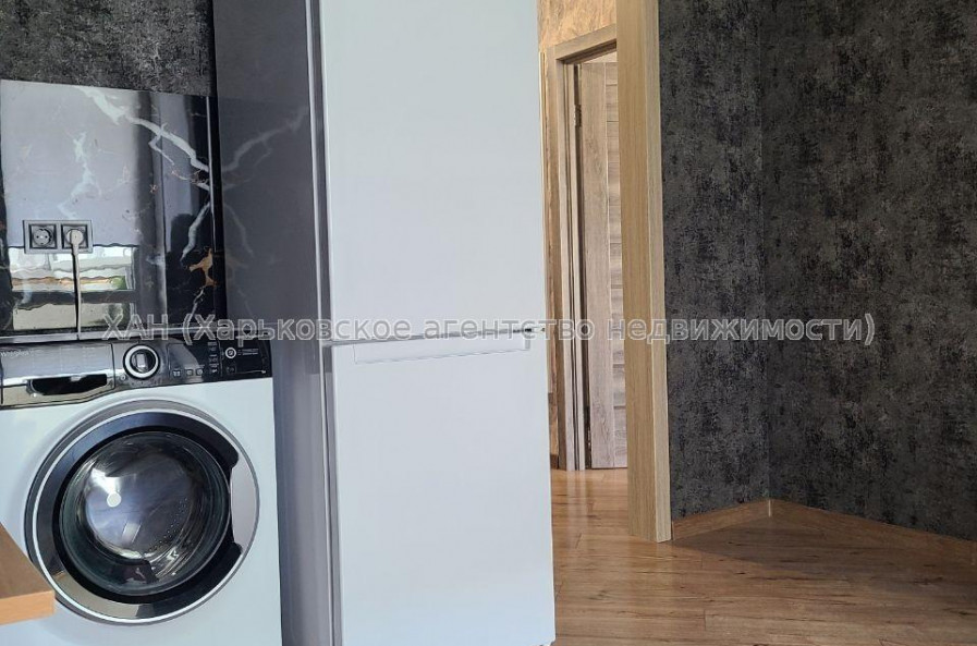 Продам квартиру, Елизаветинская ул. , 2 кім., 70 м², частичный ремонт 