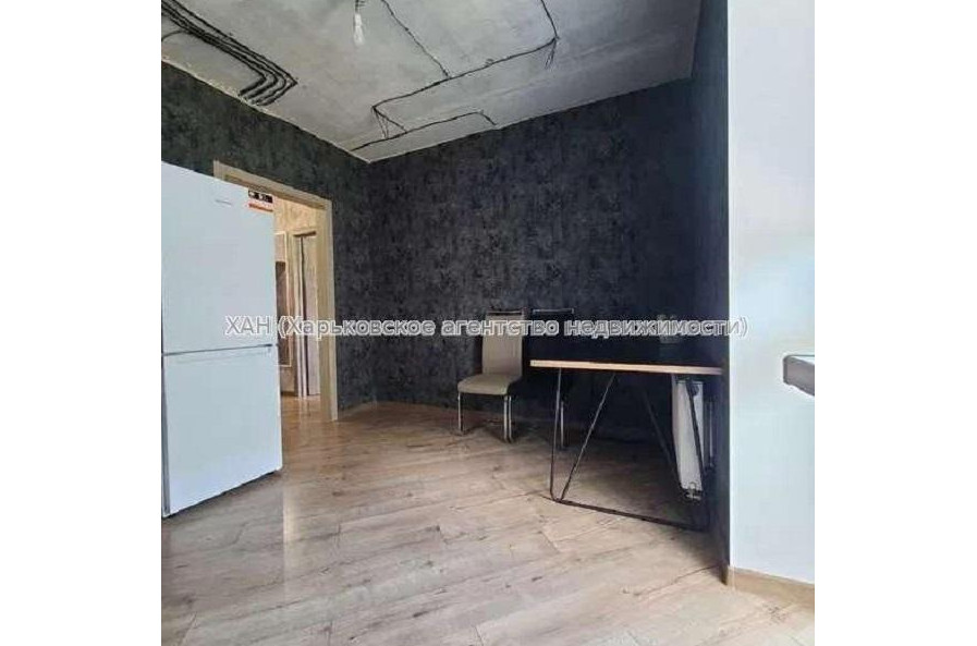 Продам квартиру, Елизаветинская ул. , 2 кім., 70 м², частичный ремонт 