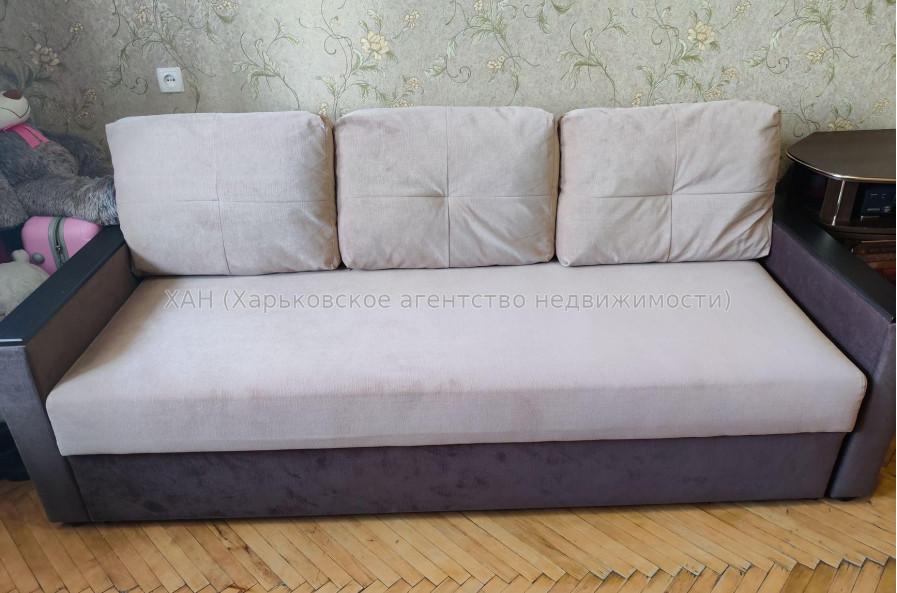Продам квартиру, Каденюка ул. , 3  ком., 58 м², косметический ремонт 