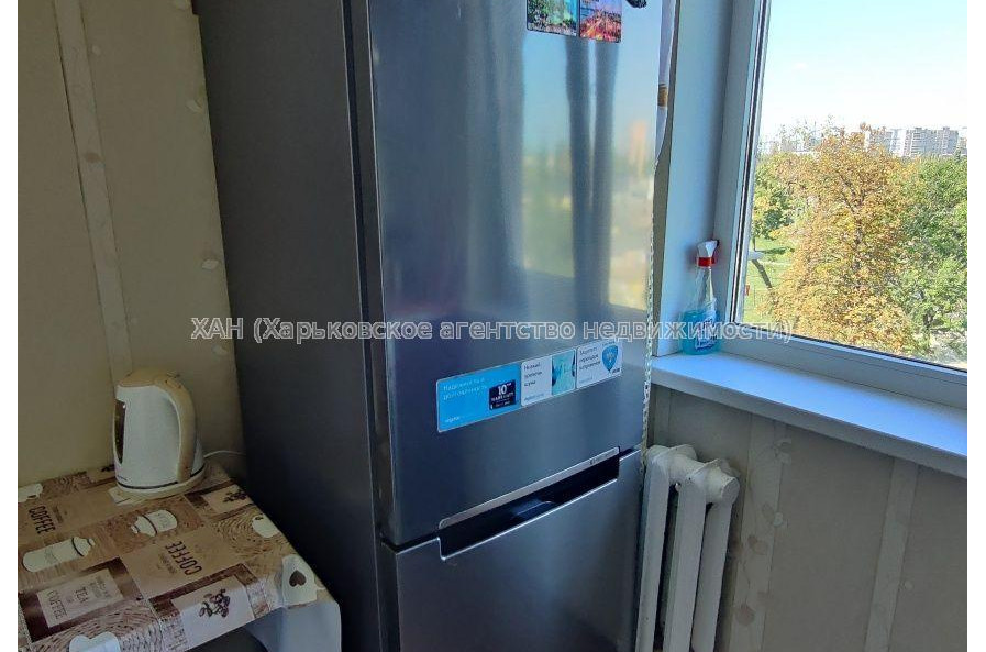 Продам квартиру, Каденюка ул. , 3  ком., 58 м², косметический ремонт 