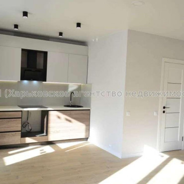 Продам квартиру, Шевченковский пер. , 1 кім., 34 м², евроремонт 