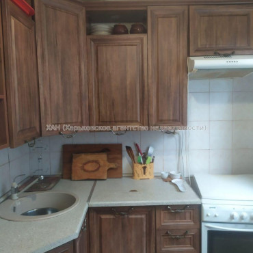 Продам квартиру, Зерновая ул. , 3 кім., 61 м², косметический ремонт 