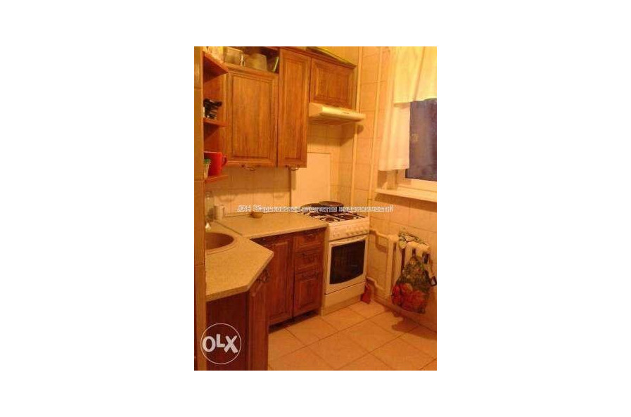 Продам квартиру, Зерновая ул. , 3 кім., 61 м², косметический ремонт 