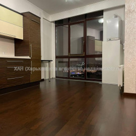 Продам квартиру, Чайковская ул. , 2 кім., 125 м², авторский дизайн