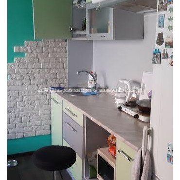 Продам квартиру, Михайлика ул. , 1 кім., 30 м², капитальный ремонт 