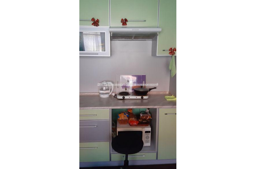 Продам квартиру, Михайлика ул. , 1 кім., 30 м², капитальный ремонт 