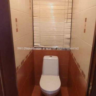 Продам квартиру, Барабашова академика ул. , 3  ком., 65 м², капитальный ремонт 