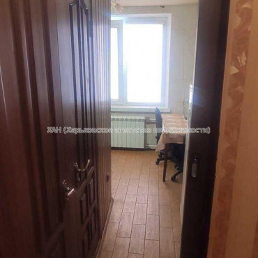 Продам квартиру, Барабашова академика ул. , 3 кім., 65 м², капитальный ремонт 