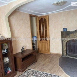 Продам дом, Новохарьковская ул. , 100 м², 4 сот., капитальный ремонт