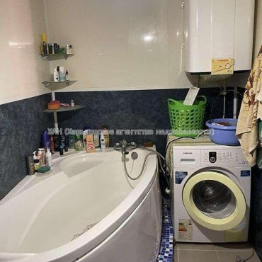 Продам дом, Новохарьковская ул. , 100 м², 4 сот., капитальный ремонт 