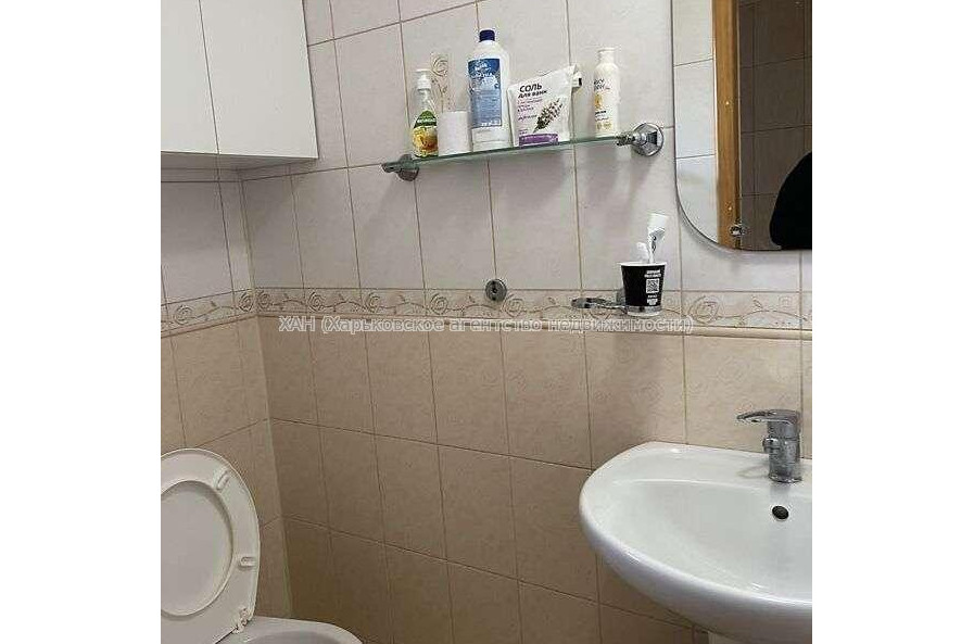 Продам дом, Новохарьковская ул. , 100 м², 4 сот., капитальный ремонт 
