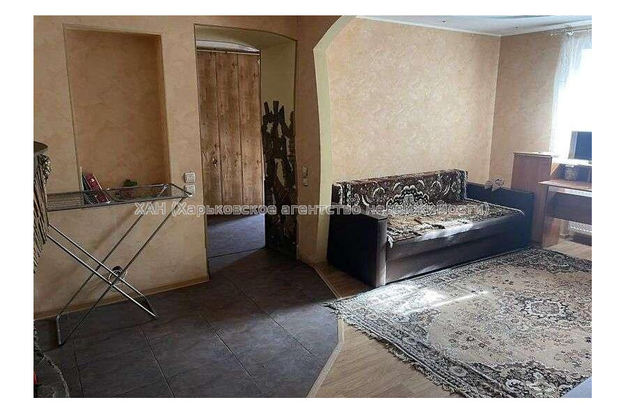 Продам дом, Новохарьковская ул. , 100 м², 4 сот., капитальный ремонт 