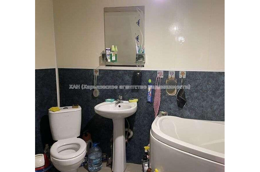 Продам дом, Новохарьковская ул. , 100 м², 4 сот., капитальный ремонт 