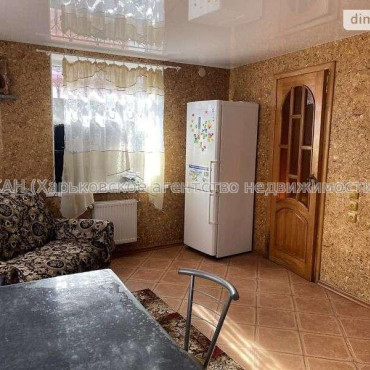 Продам дом, Новохарьковская ул. , 100 м², 4 сот., капитальный ремонт 
