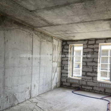 Продам квартиру, Гвардейцев Широнинцев ул. , 1  ком., 43 м², без внутренних работ 
