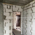Продам квартиру, Гвардейцев Широнинцев ул. , 1  ком., 43 м², без внутренних работ 