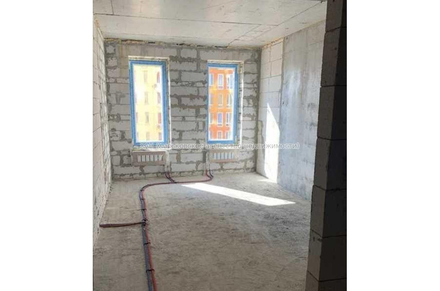 Продам квартиру, Гвардейцев Широнинцев ул. , 1  ком., 43 м², без внутренних работ 
