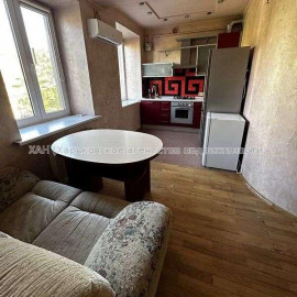 Продам квартиру, Гуданова ул. , 2  ком., 56 м², косметический ремонт