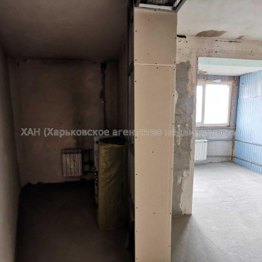 Продам квартиру, Кричевского ул. , 4  ком., 114 м², без внутренних работ 