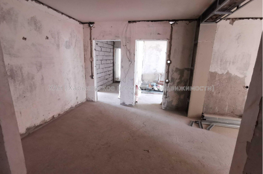 Продам квартиру, Кричевского ул. , 4  ком., 114 м², без внутренних работ 