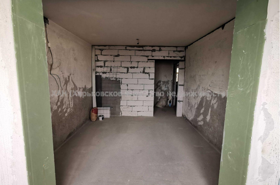 Продам квартиру, Кричевского ул. , 4  ком., 114 м², без внутренних работ 