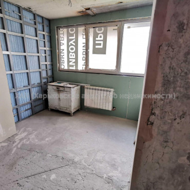 Продам квартиру, Кричевского ул. , 4 кім., 114 м², без внутренних работ 