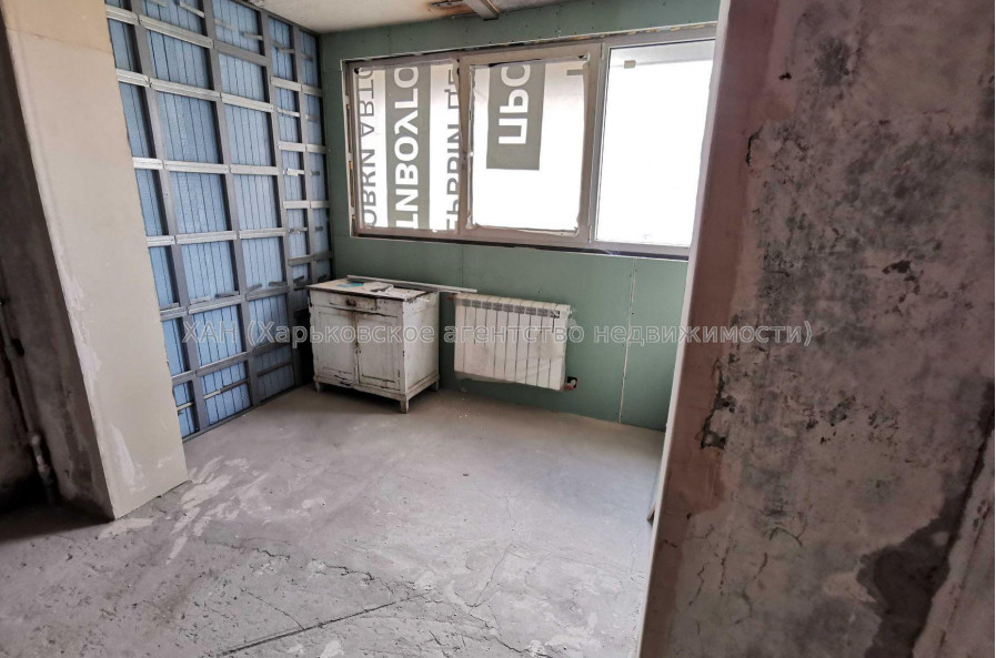 Продам квартиру, Кричевского ул. , 4 кім., 114 м², без внутренних работ 