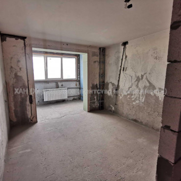 Продам квартиру, Кричевского ул. , 4  ком., 114 м², без внутренних работ 