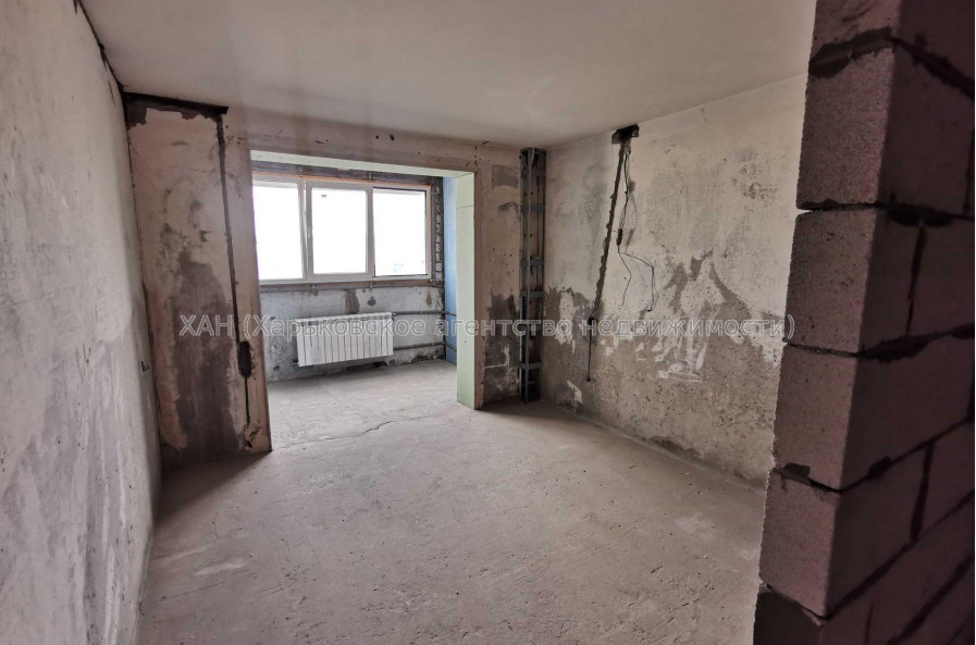 Продам квартиру, Кричевского ул. , 4  ком., 114 м², без внутренних работ 
