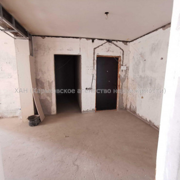 Продам квартиру, Кричевского ул. , 4 кім., 114 м², без внутренних работ 