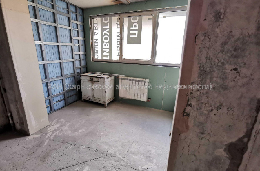 Продам квартиру, Кричевского ул. , 4 кім., 114 м², без внутренних работ 