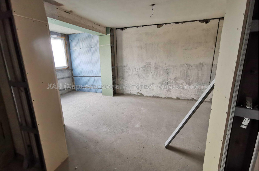 Продам квартиру, Кричевского ул. , 4 кім., 114 м², без внутренних работ 