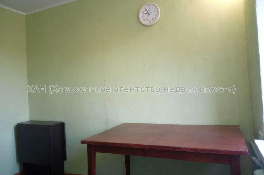 Продам квартиру, 12 Апреля ул. , 1  ком., 14 м², косметический ремонт 