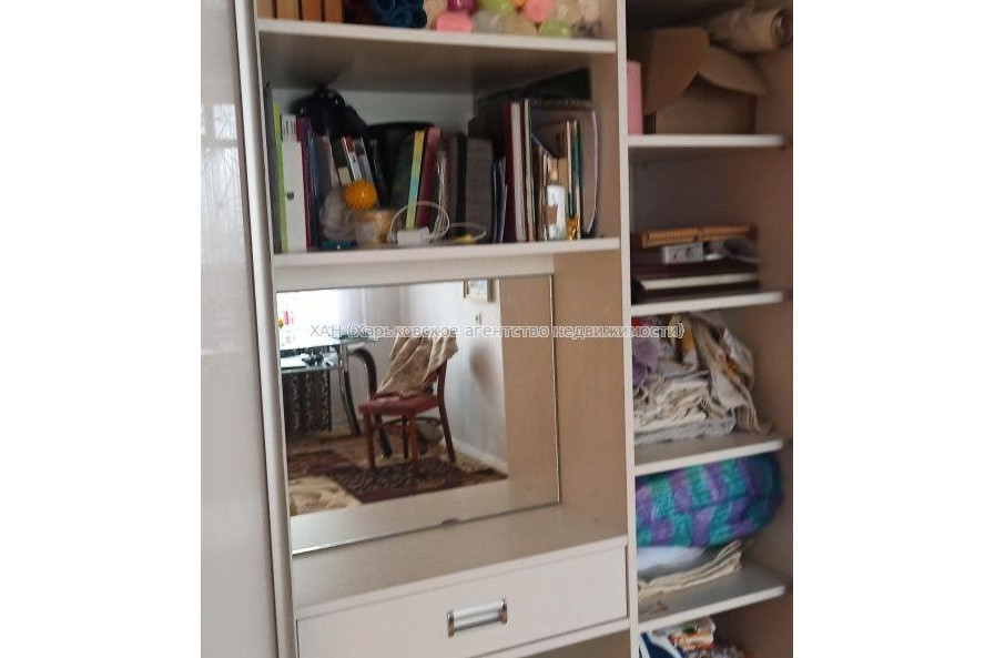 Продам квартиру, 23 Августа ул. , 1 кім., 28 м², косметический ремонт 